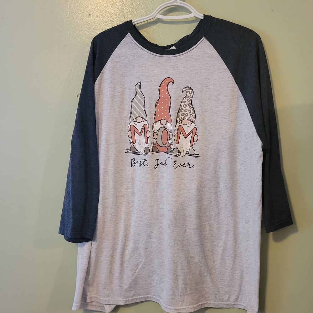 Bwear Gray and Black Gnome Mom Tee